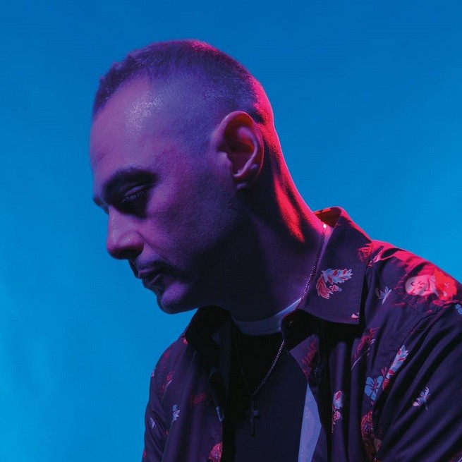Fabri Fibra, rime sulla mamma e Nesli nel nuovo album Fenomeno