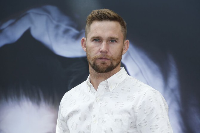 Serie Tv, novità: Brian Geraghty sostituisce Sean Astin in The Alienist; Lifetime ordina You di Greg Berlanti