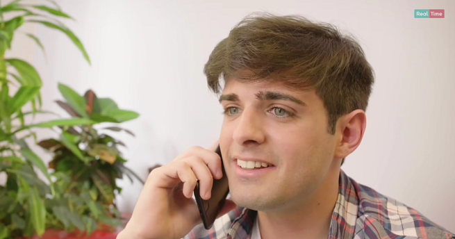 Leonardo Decarli a Blogo: “Sì Piccoli Giganti, no Carpool Karaoke. Gli youtuber in tv? Ci vuole più selezione”