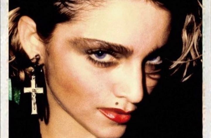 Madonna contro Blond Ambition, il film biopic sulla sua vita