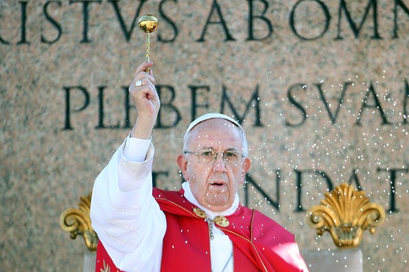 Pasqua 2017 in tv: Santa Messa con Papa Francesco, in serata Jesus Code 2