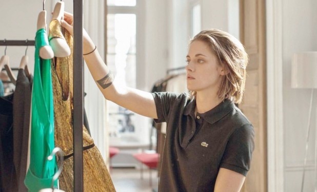 Personal Shopper: nuove clip in italiano del film con Kristen Stewart