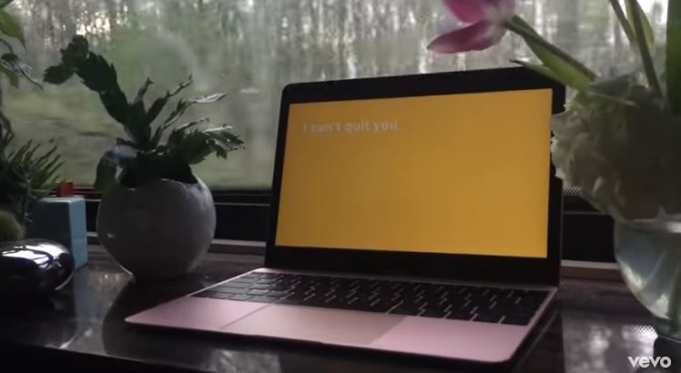 Cashmere Cat feat. Ariana Grande, Quit: testo, traduzione e lyric video