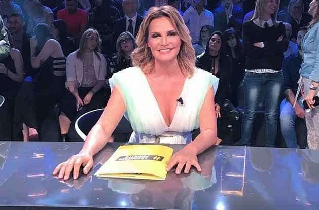 Simona Ventura: “Morgan ad Amici è andato oltre”