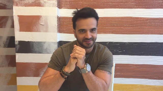 Luis Fonsi a Blogo [intervista video]