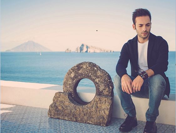 Jo M, L’uragano non ci prende: testo e video ufficiale [Anteprima Blogo]