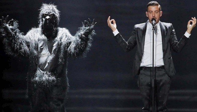 Francesco Gabbani e la scimmia (Filippo Ranaldi) si separano: l’annuncio
