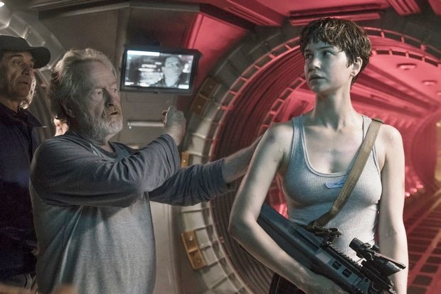 Alien: Covenant – foto e nuove locandine