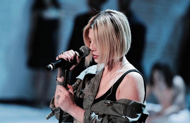 Emma e il concerto di Radio Italia Live: la cantante accusata di razzismo