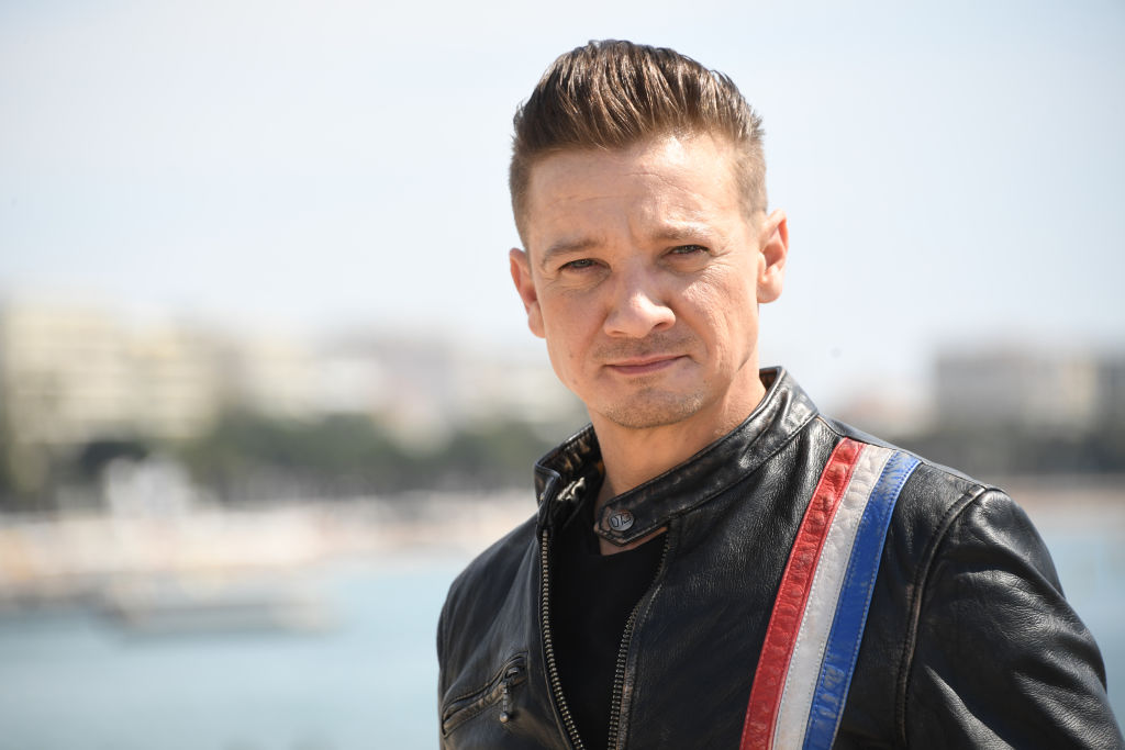 Doc Holliday torna al cinema con Jeremy Renner