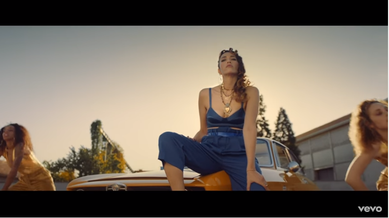 Nina Zilli, Mi hai fatto fare tardi: testo e video ufficiale