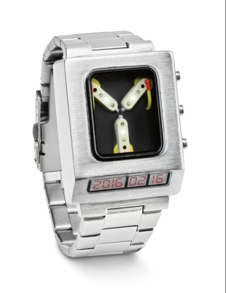 Ritorno al futuro: orologio e portachiavi con “Flusso Canalizzatore”