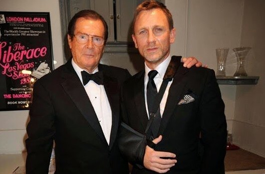 Roger Moore: il ricordo di Daniel Craig, Pierce Brosnan e Sean Connery