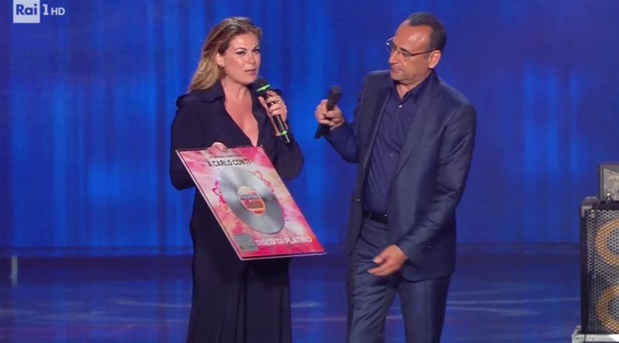 Wind Music Awards 2017: la frizzante e collaudata conduzione di Conti e Incontrada per un lungo show di musica