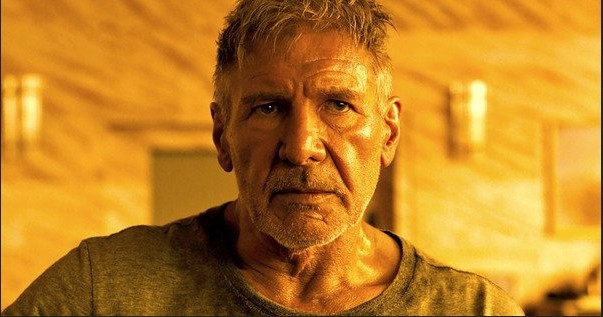 Blade Runner 2049: Ridley Scott conferma che il sequel rivelerà se Deckard è un replicante