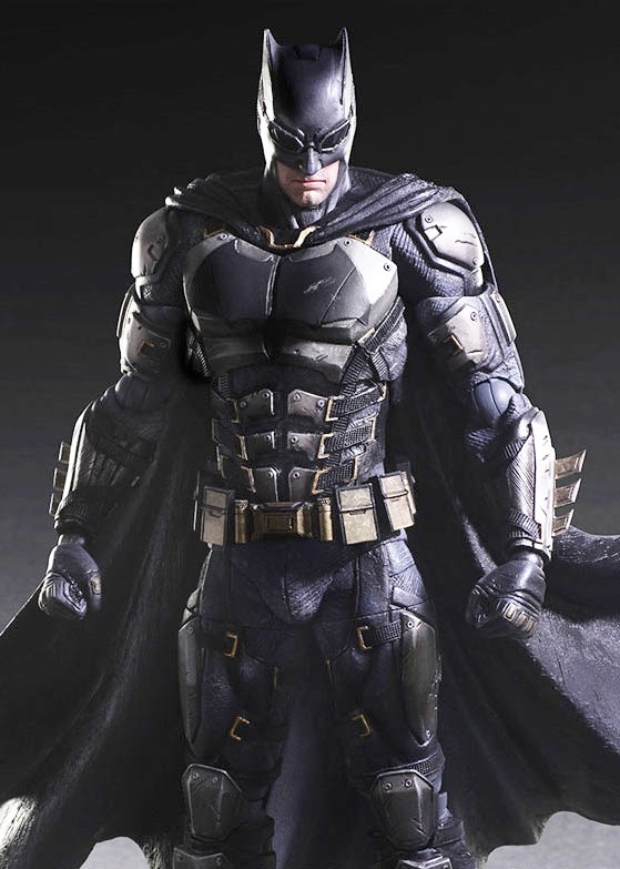 Justice League: action figure “Square Enix” del nuovo costume tattico di Batman