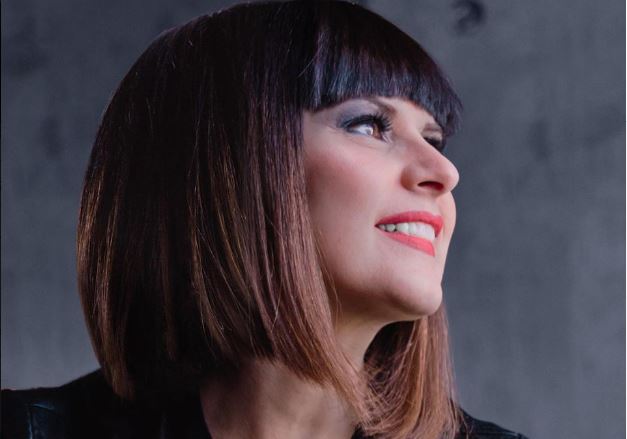Silvia Mezzanotte a Blogo: “Pronta a ripartire nella mia versione 5.0 con il concetto del Perdono. Sanremo 2018? Sì, ci andrei”