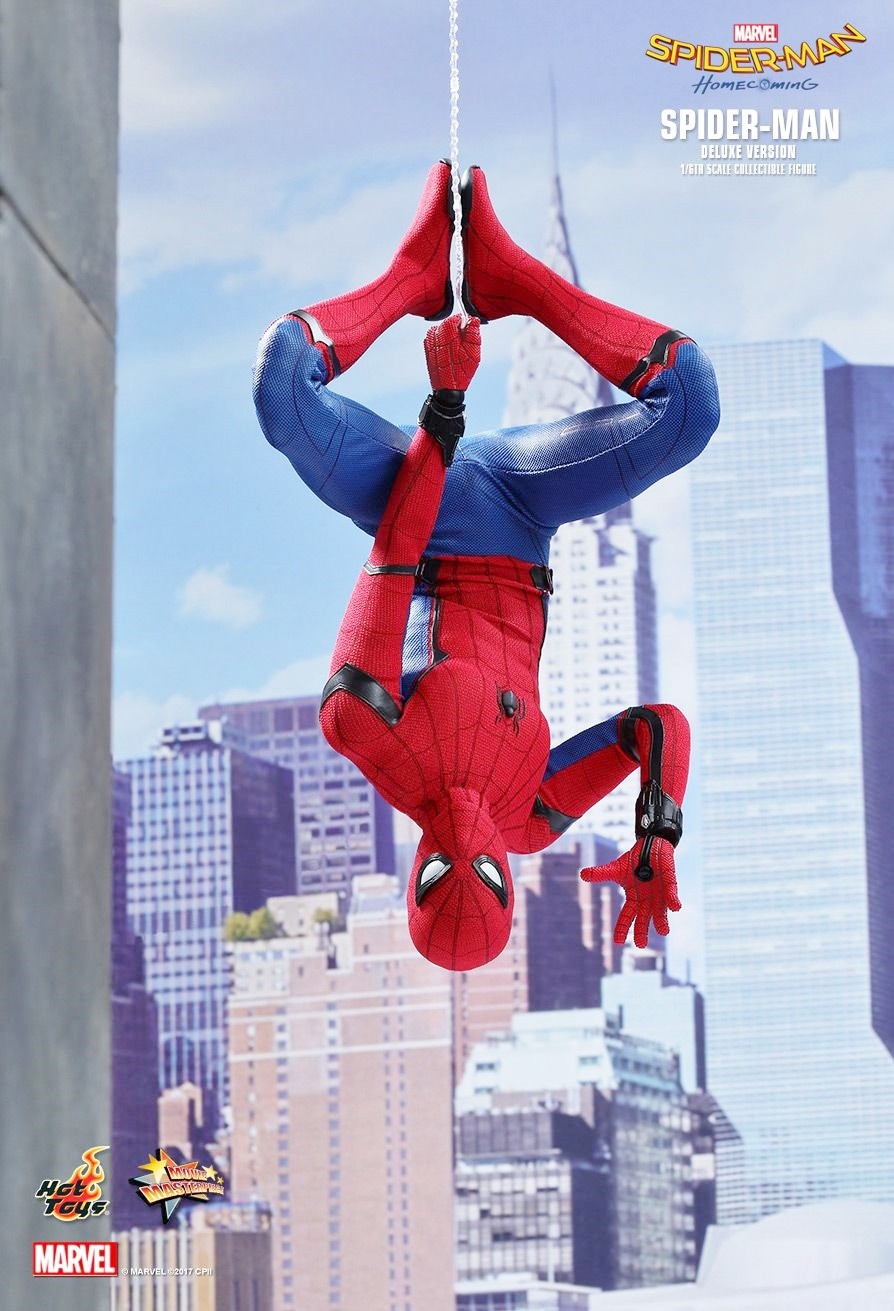 Spider-Man: Homecoming: nuova action figure Hot Toys dell’Uomo Ragno di Tom Holland