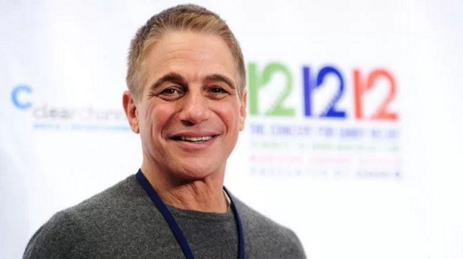 Serie Tv, novità: Netflix ordina The Good Cop con Tony Danza; Sean Bean in The Oath di Crackle