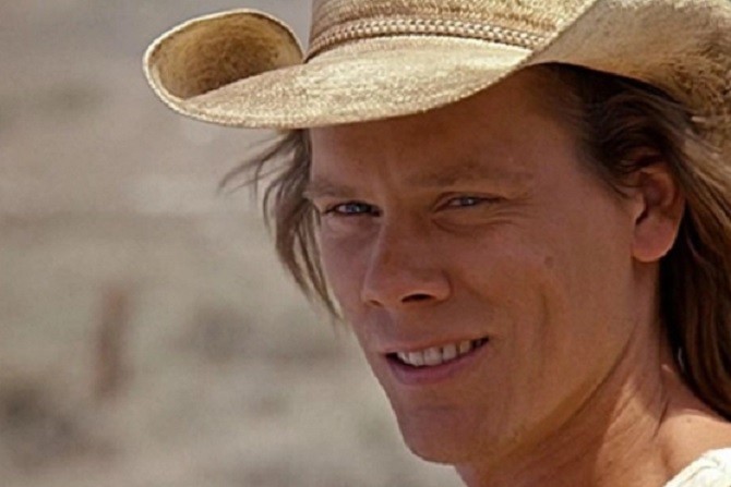 Serie Tv, novità: Syfy ordina il pilot di Tremors con Kevin Bacon; Sony vuole salvare Doomsday