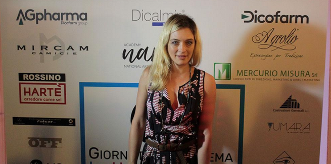 Carolina Crescentini a Blogo: “La tv è un quadro nero, la serie I Bastardi di Pizzofalcone non l’ho vista”