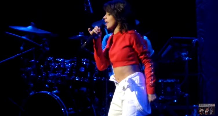 Camila Cabello, Inside out: testo, traduzione e video live