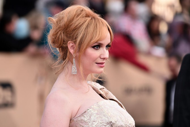 Serie Tv, novità: Christina Hendricks in Good Girls di NBC; il clown Twisty di Freak Show in American Horror Story 7