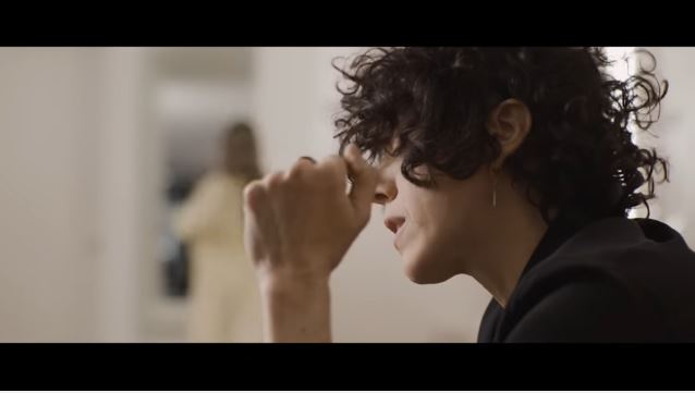 LP – When We’re High: testo, traduzione e video ufficiale