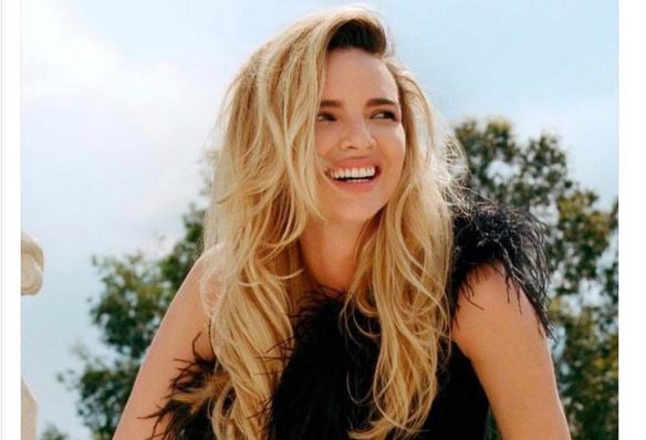 Nadine Coyle, contratto con la Virgin EMI