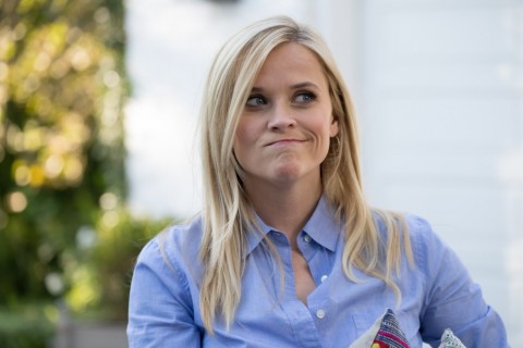 40 sono i nuovi 20: foto e locandina italiana della commedia con Reese Witherspoon