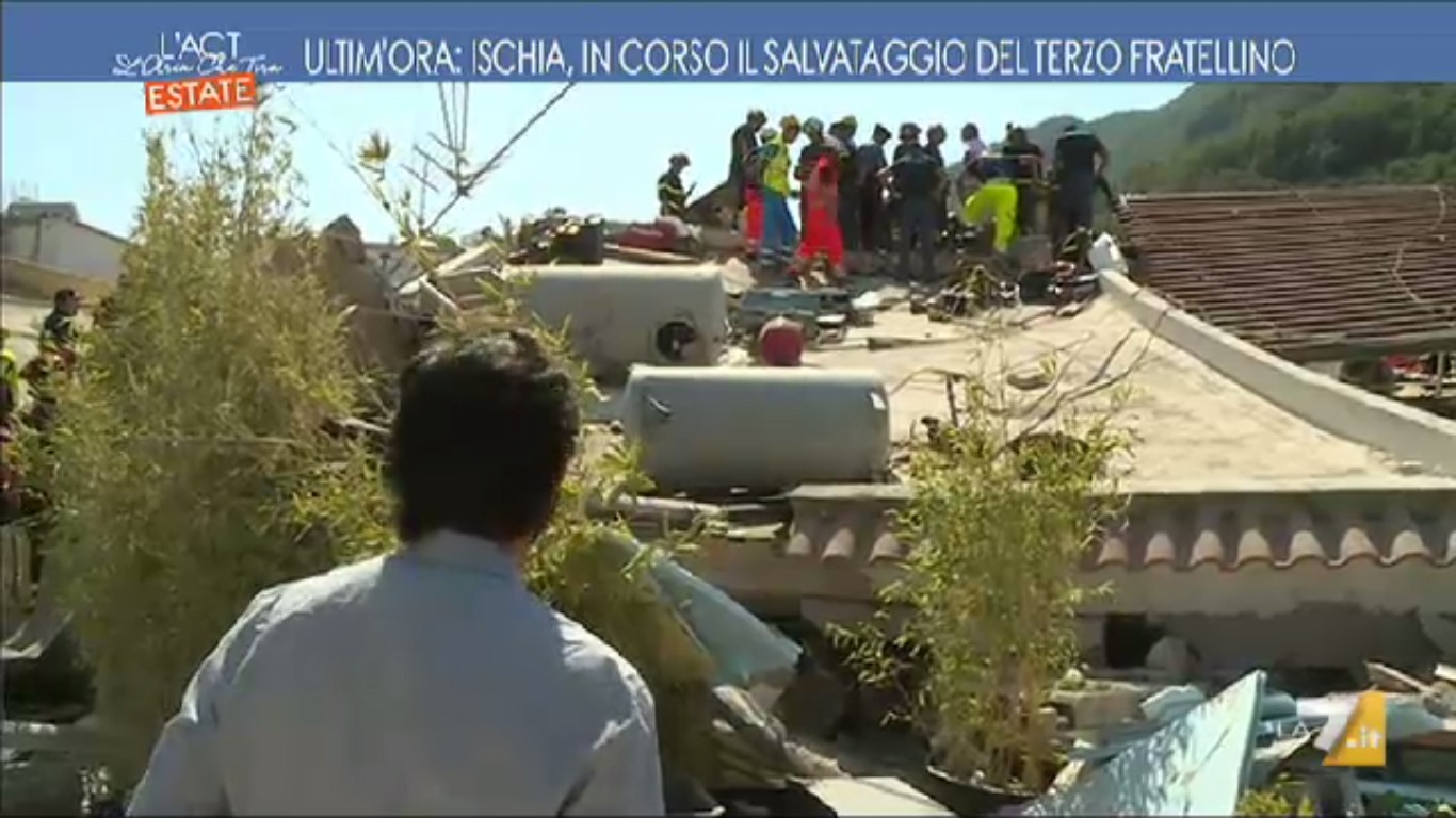 Terremoto a Ischia, le dirette tv