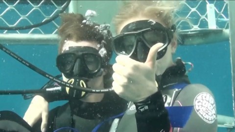 Open Water 3 – Cage Dive: foto dell’horror found footage con squali