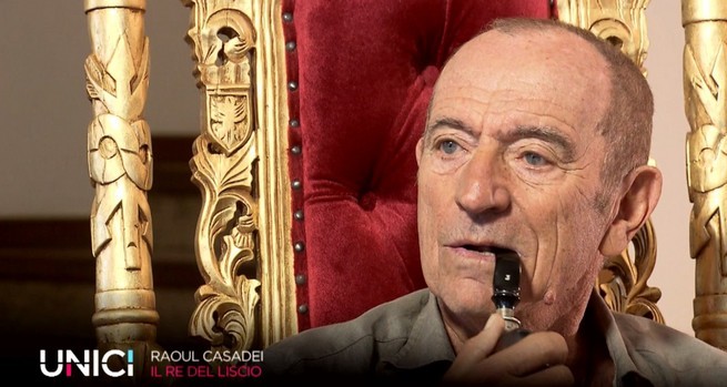 Unici, puntata su Raoul Casadei: anticipazioni (Video esclusivi Blogo)