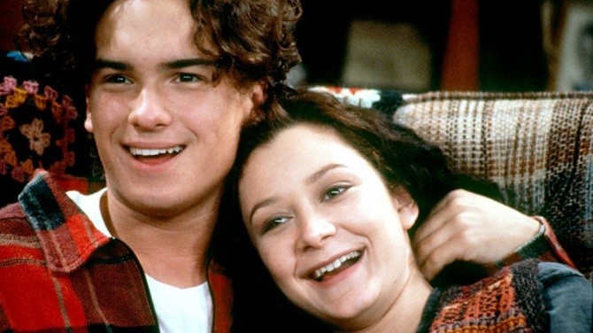 Roseanne – Pappa e Ciccia, Johnny Galecki potrebbe tornare, ma il revival ignorerà il finale