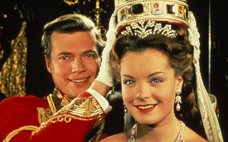 Stasera in tv, 16 agosto 2017: SuperQuark, La regina di Palermo, Sissi la giovane Imperatrice