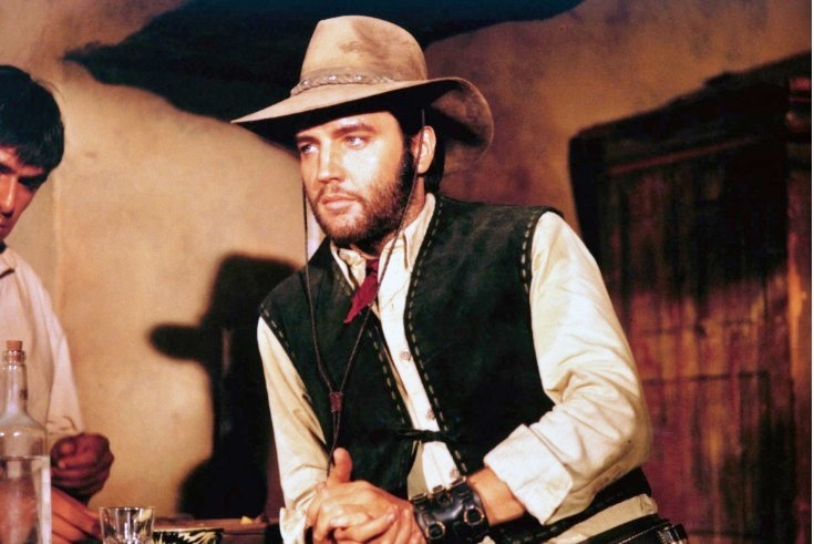 Stasera in tv: “Un uomo chiamato Charro” su Rete 4