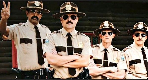 Super Troopers 2: primo trailer senza censure della commedia dei Broken Lizard