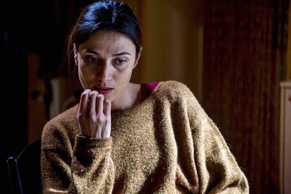 Il contagio: foto e poster del film di Matteo Botrugno e Daniele Coluccini