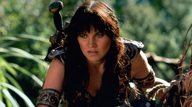 Serie Tv, novità: fermato il reboot di Xena; The Flash arriva Katee Sackhoff