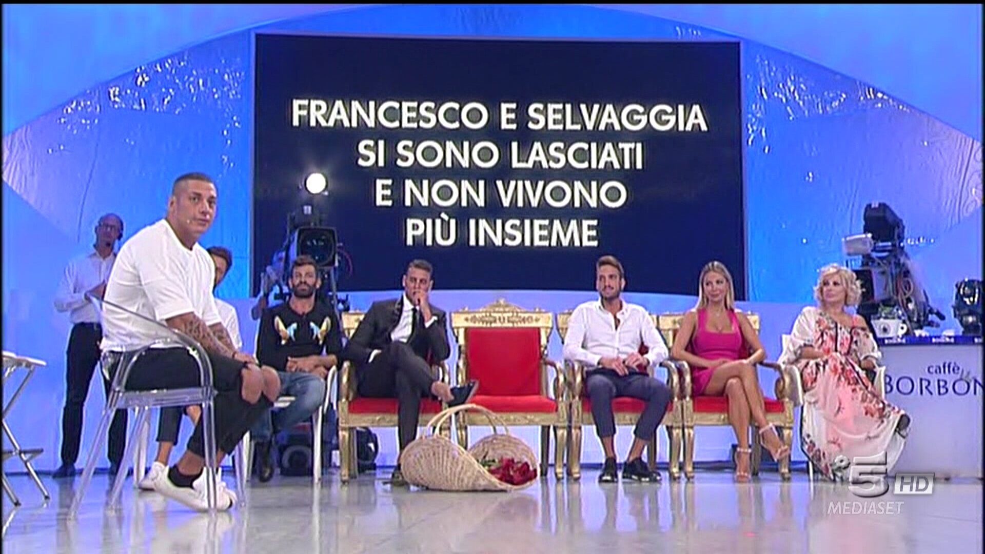 Uomini e Donne 2017 – 18 riparte dal trono classico e da Selvaggia e Francesco di Temptation Island