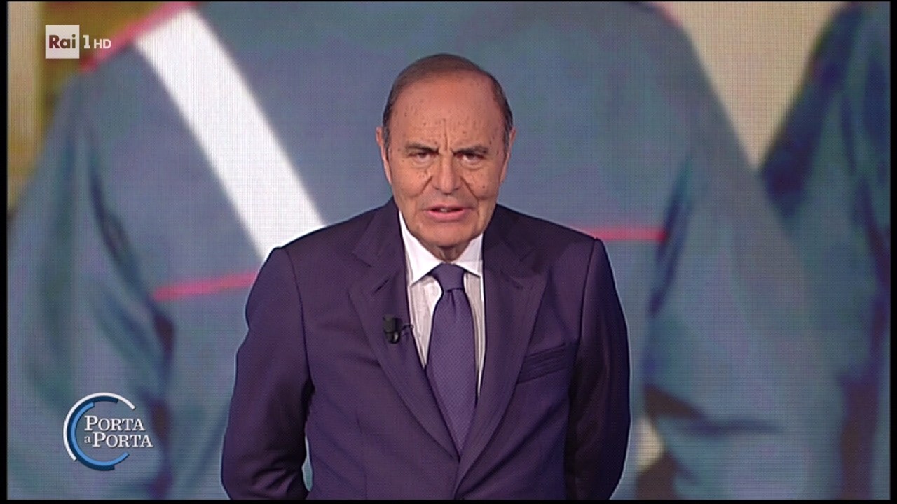 Porta a Porta 2017-2018, la (finta?) indignazione non fa informazione
