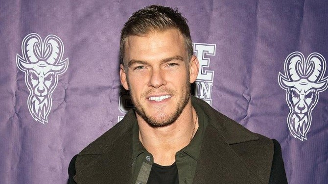 Serie Tv, novità: Alan Ritchson e Minka Kelly saranno Hawk e Dove in Titans