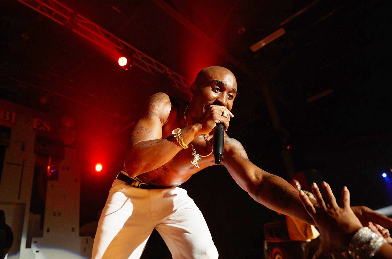 All Eyez on Me: foto e nuove locandine del biopic su Tupac Shakur