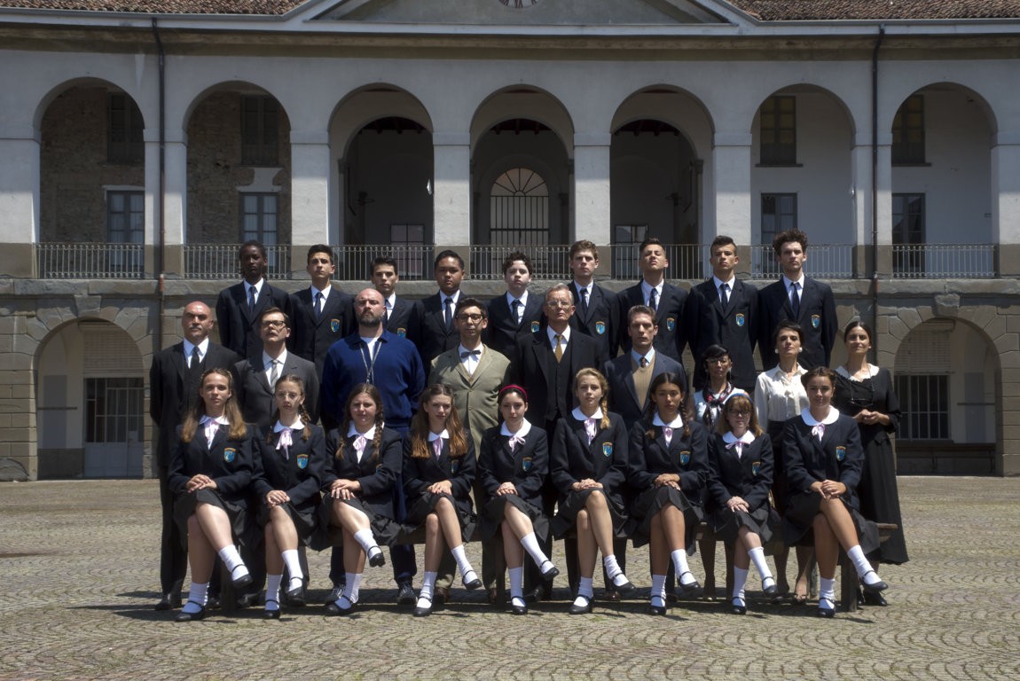 Il collegio 2 rimandato (già) a settembre puzza di vecchio e artificiale