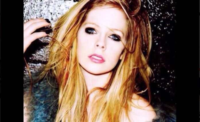 Tanti auguri Avril Lavigne! Dieci curiosità che forse non sapevate sulla cantante #HappyBirthdayAvrilLavigne