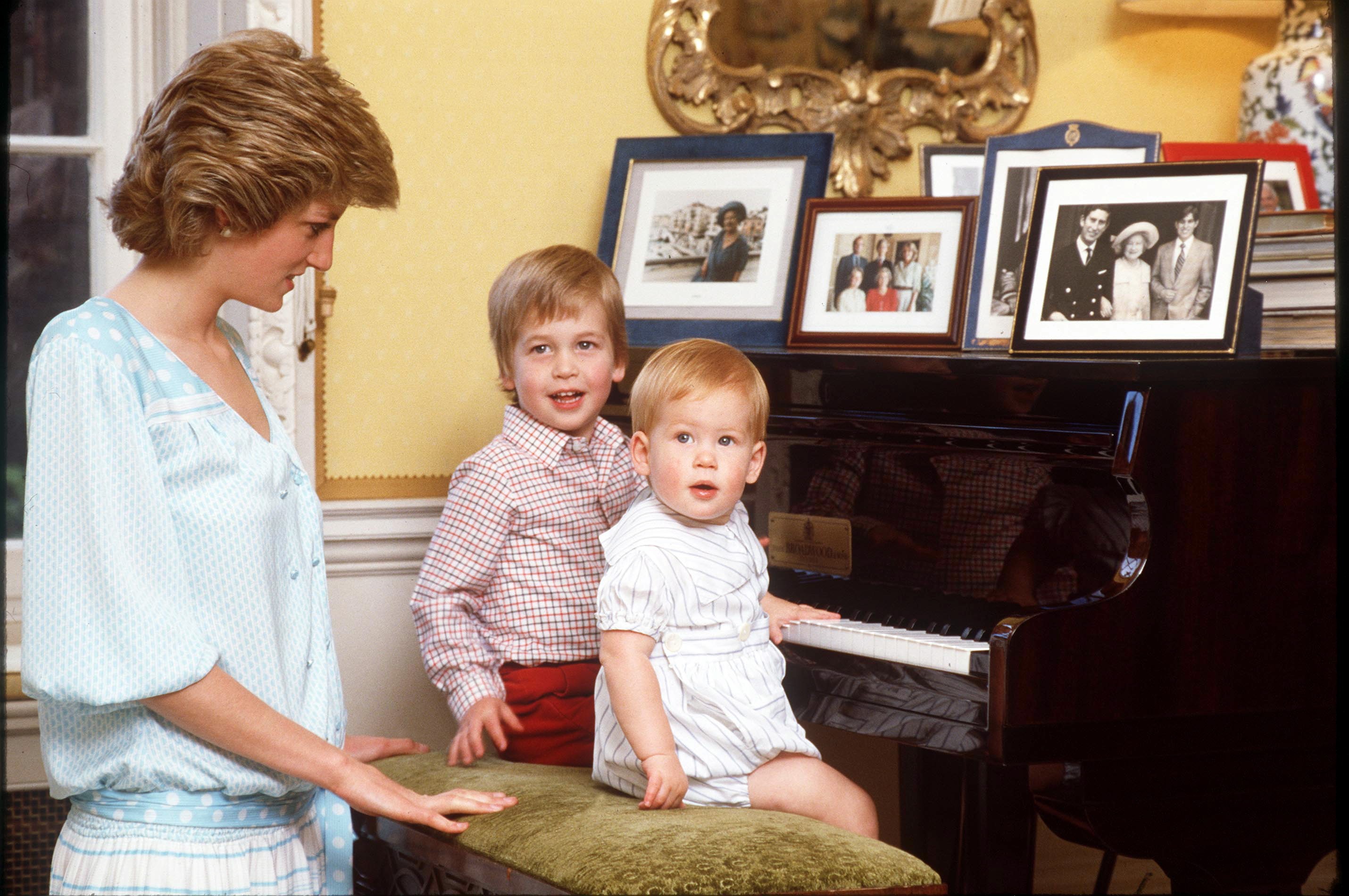 Lady Diana, a 20 anni dalla morte il ricordo continua: maratona su Tv8 il 2 settembre