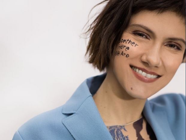 Elisa, Ogni Istante: testo e audio