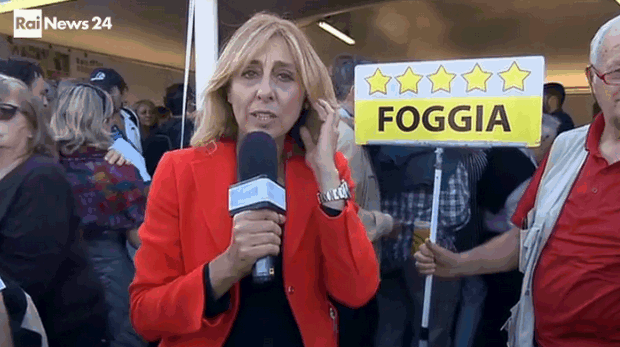 Rai News, Enrica Agostini aggredita durante la kermesse Italia 5 Stelle