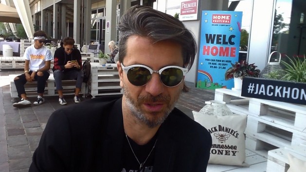 Home Festival 2017, Rodrigo D’Erasmo degli Afterhours a Blogo: “Sarà una piccola antologia condensata in un’ora” (video)