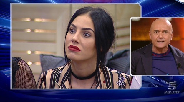 GF Vip, scontro Signorini – De Lellis: e l’ignoranza vola